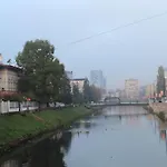 아파트 